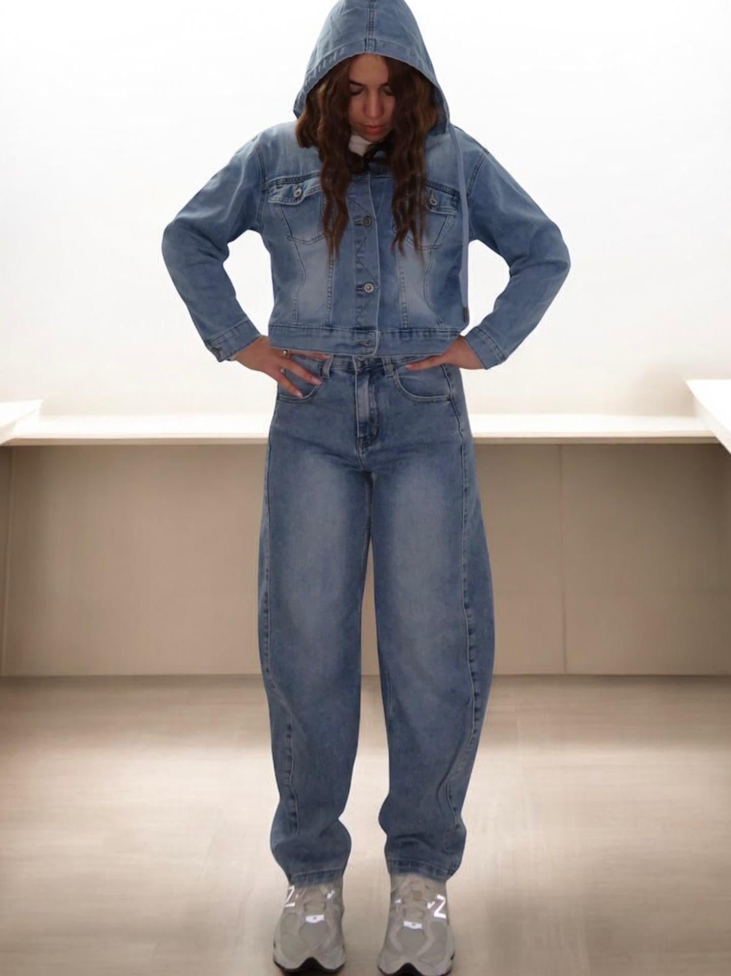 Giubotto jeans cappuccio