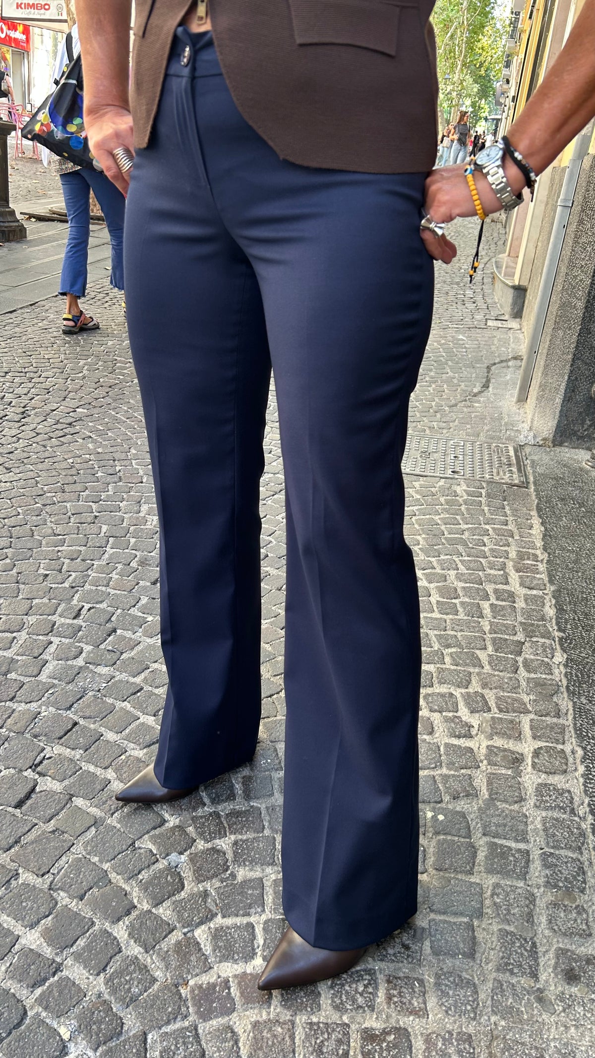 Pantalone zampa sartoriale