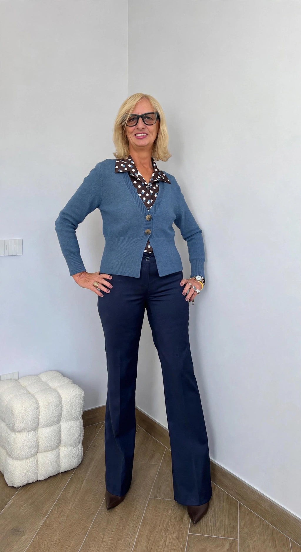 Cardigan corto bottoni