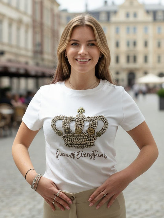 T-shirt queen